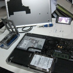 ลองเปลี่ยน Hard drive เป็น SSD ใน Macbook Pro